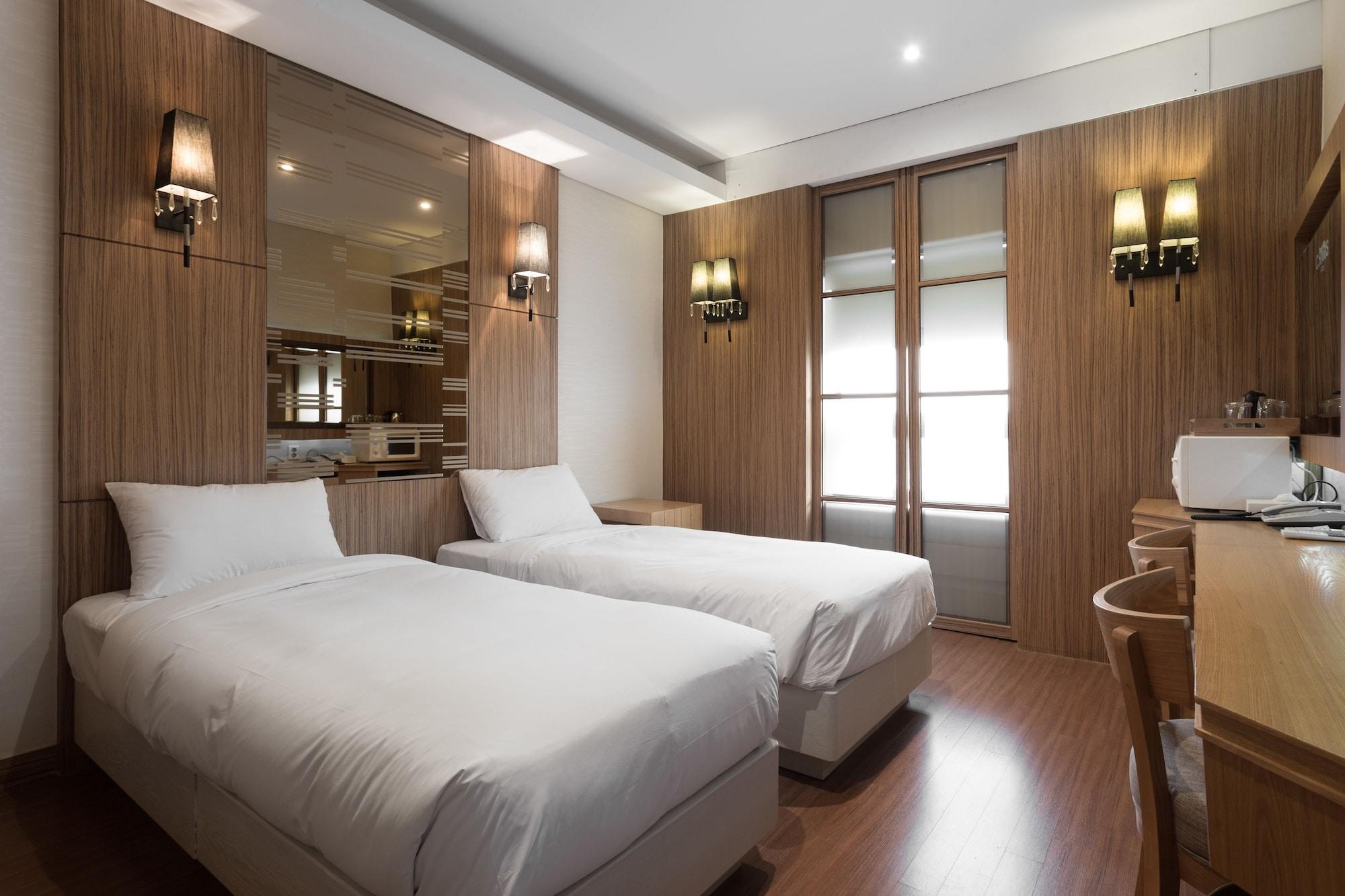 Charis Hotel Incheon Exterior foto