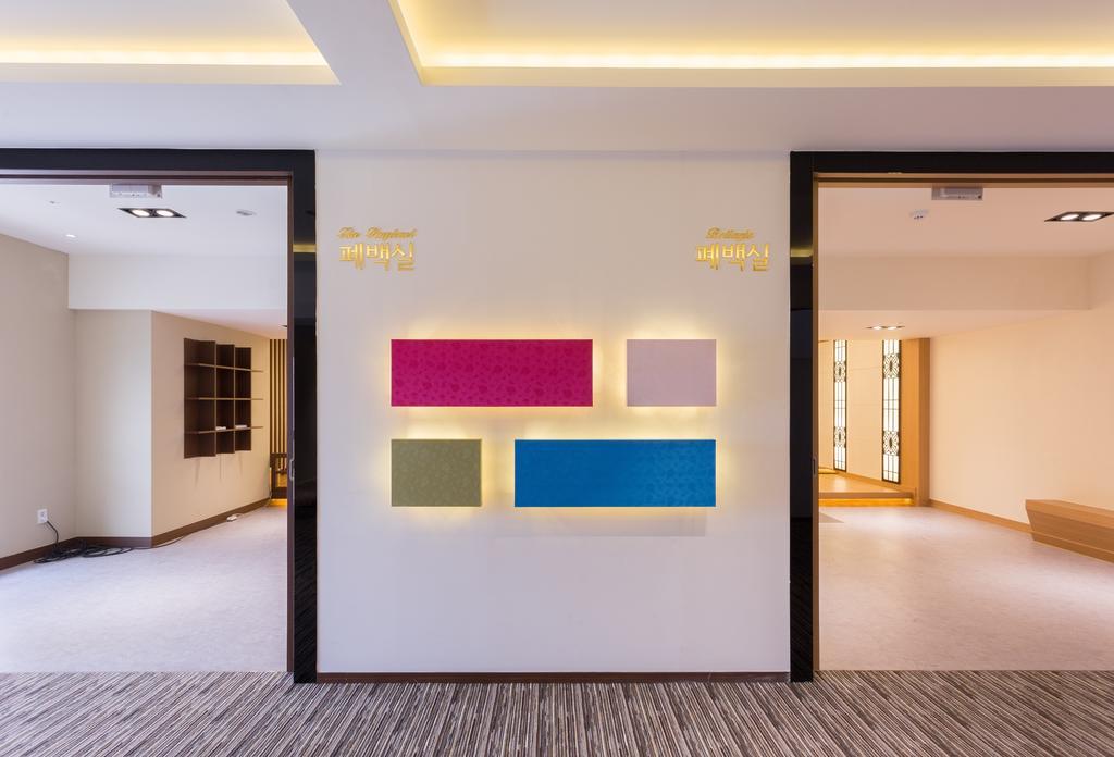 Charis Hotel Incheon Exterior foto