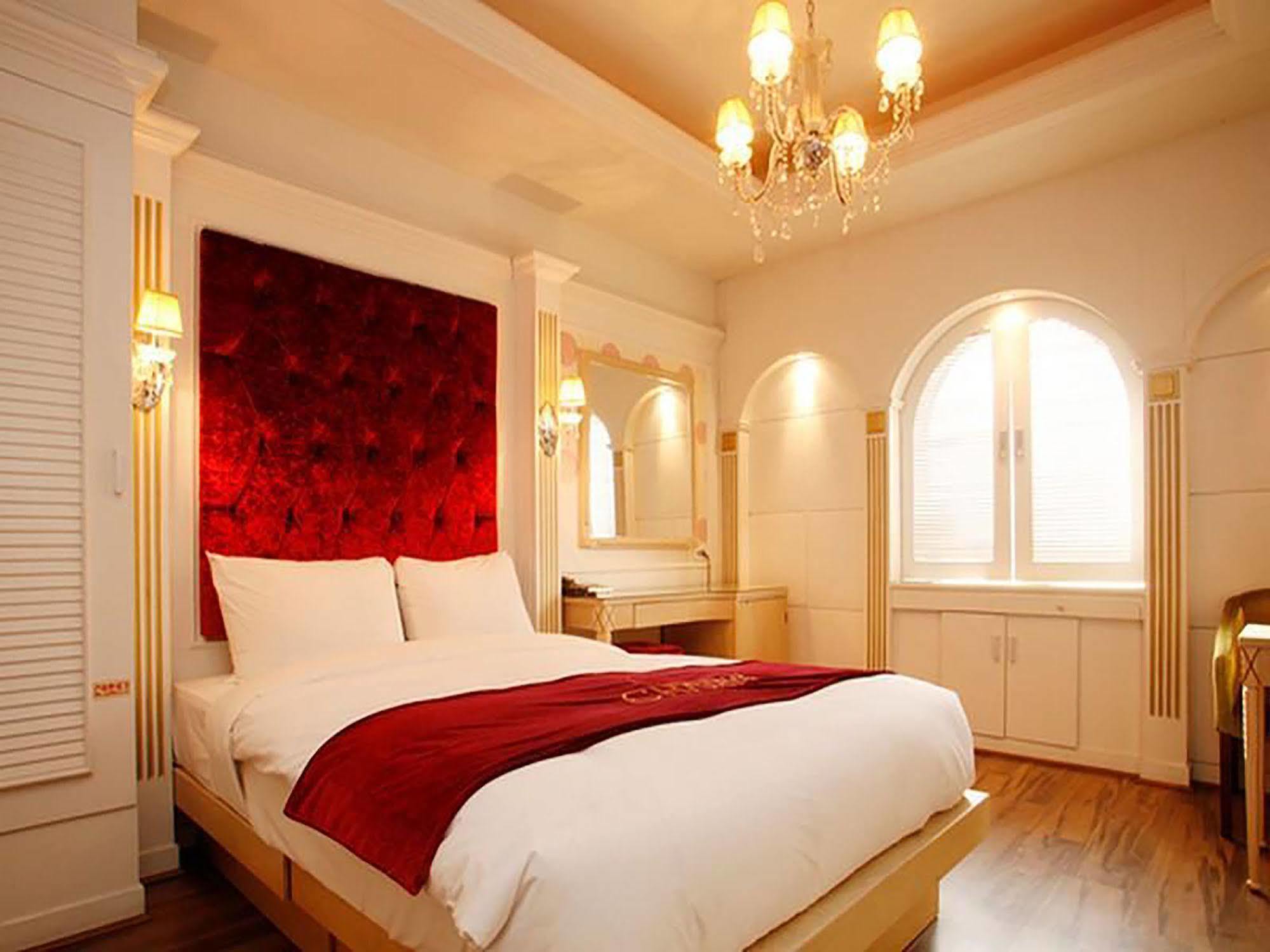 Charis Hotel Incheon Exterior foto